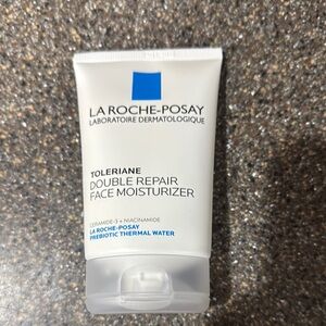 Toleriane Double Repair Face Moisturizer - White
